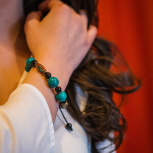 Bratara turquoise, coral si agata neagra